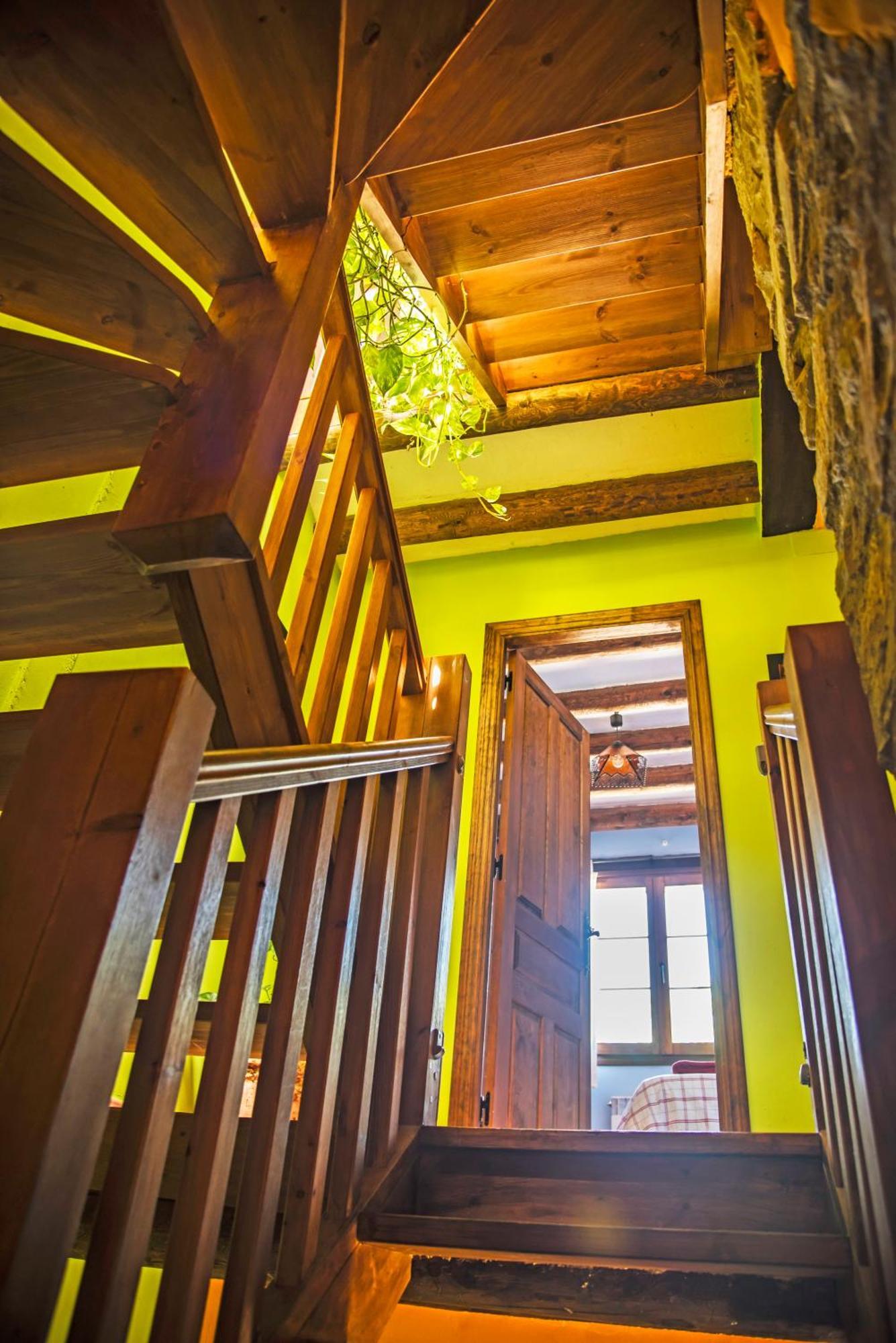 Casa Pirinea Ordesa Vendégház Belsierre Kültér fotó